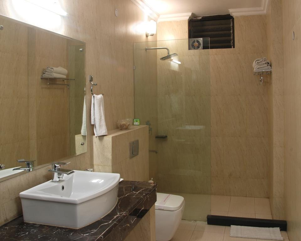Hotel Deer Parkk Új-Delhi Kültér fotó