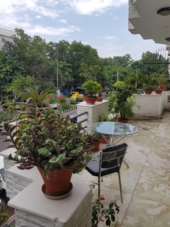 Hotel Deer Parkk Új-Delhi Kültér fotó